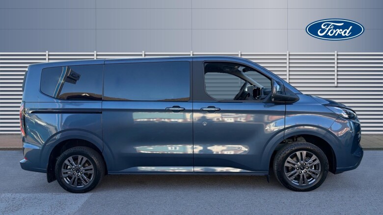 Ford Tourneo Custom 340 L1 Petrol Fwd 2.5 PHEV 232ps H1 Active 8 seater Auto